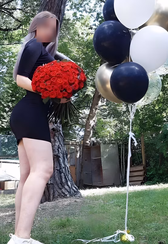 Lily Luxury